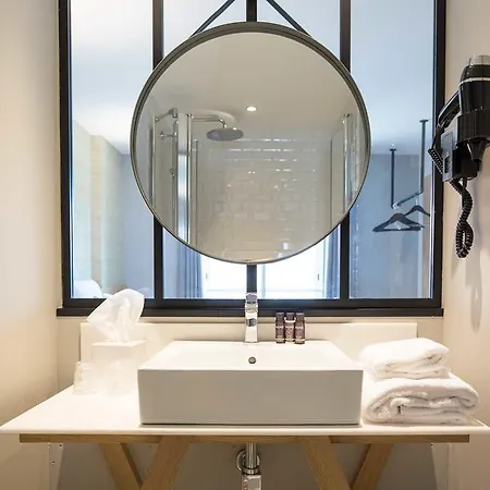 T Boutique 3* Arcachon
