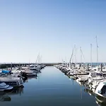 T Boutique 3* Arcachon
